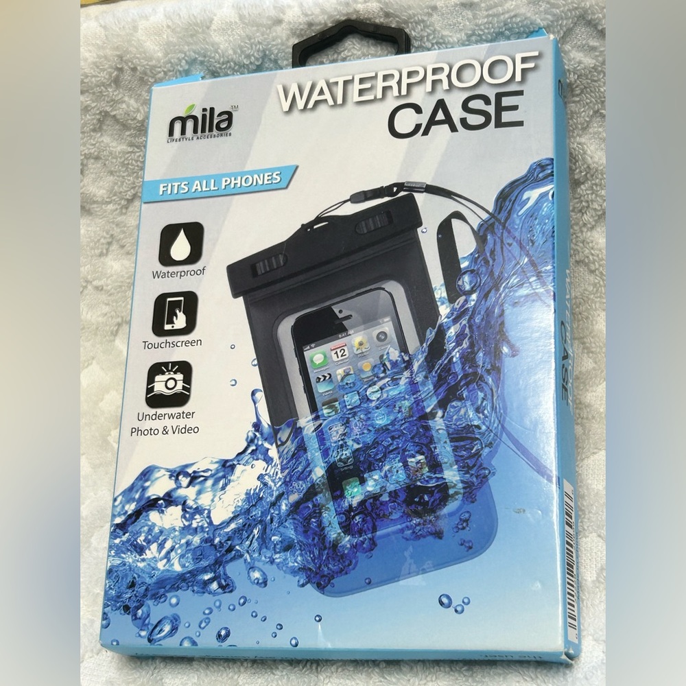 Milla - Waterproof Case "Fits all phones" - NIB - Cosmetic Damage to Box